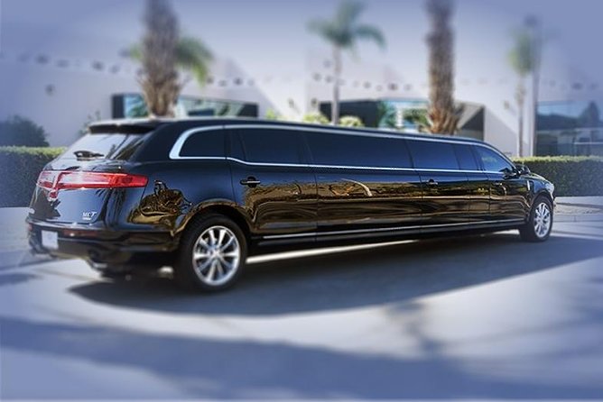 1.5-Hour Las Vegas Strip Limo Tour with Champagne and Photo Stops - Key points at a glance