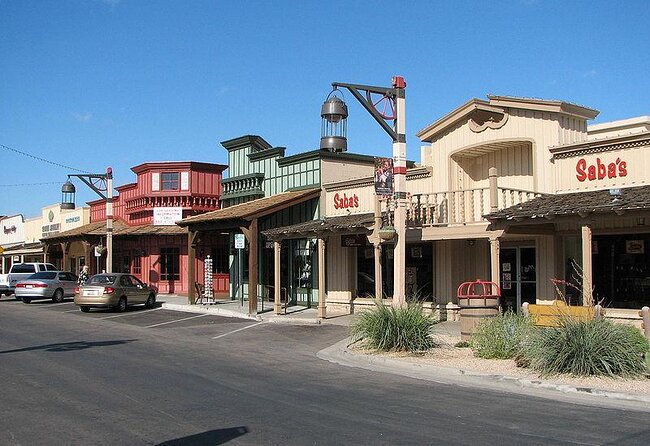 1.5 Hour Stretch Limo Golf Cart Tour, Ultimate Old Town Exploration - Key points at a glance