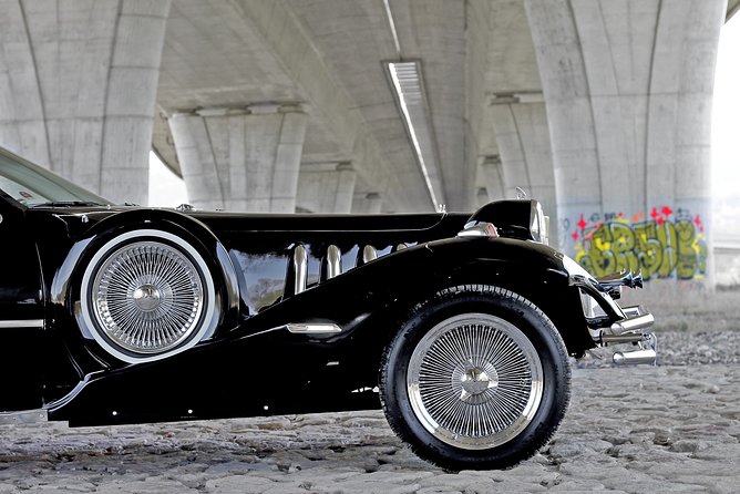 1 hour ride in vintage limousine - The Vintage Limousine Is The Main Event