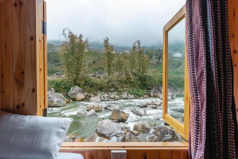 2-Day Sa Pa Ethnic Homestay Tour & Trek with Limousine Bus - The journey from Hanoi to Sa Pa