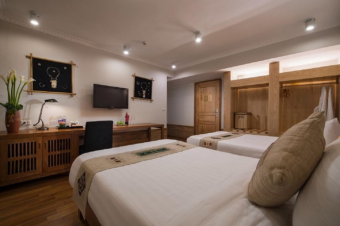 2-Day Sapa Trekking Tour from Hanoi by Luxury Limousine - The Lao Chai to Ta Van trek