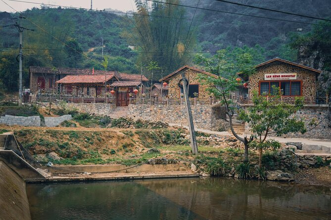 2 Days 1 Night Ban Gioc Waterfall Tour from Hanoi By Limousine - The Thung Nang viewpoint and the long ride home