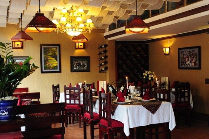 3-Day Sapa Tour from Hanoi by Luxury Limousine Transfer - The guide and group experience