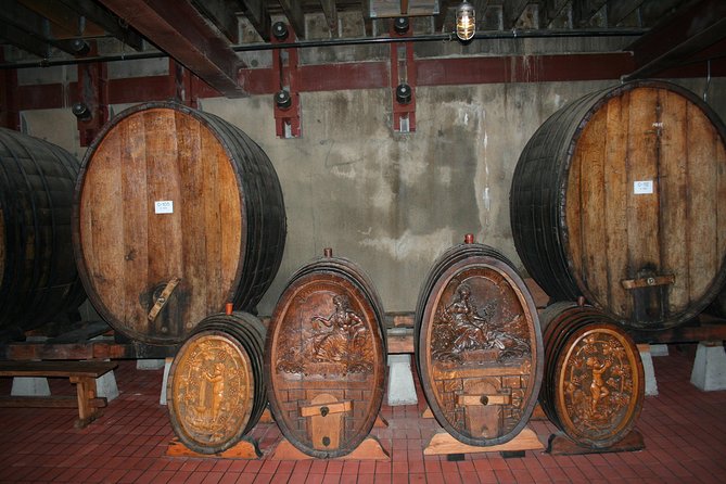 6-Hour Private Limousine Wine Country Tour of Napa or Sonoma - Lunch requires a little planning