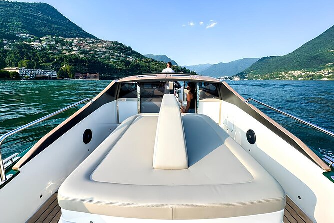 7-11 Guests Luxury Limousine Boat Private Tour of Lake Como - The Orrido di Nesso and the northern villages