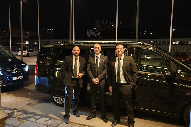 Airport Limousine Transfer: Arlanda Airport to Stockholm City 1-7 Passengers - What the price includes