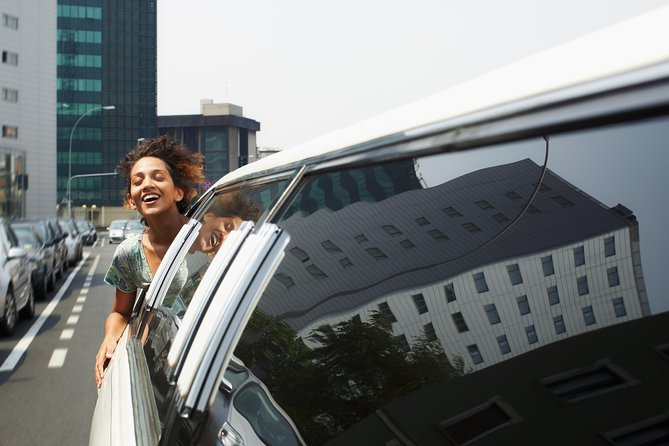 Airport Luxury departure ride from NYC Hotels by Limousine or SUV - Key points to know before booking