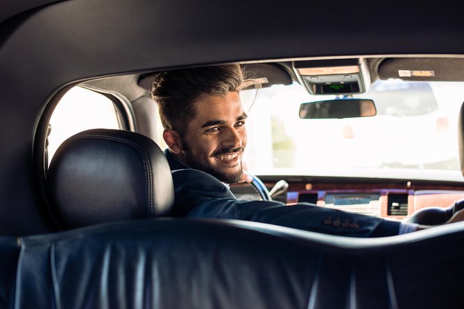 Airport Luxury departure ride from NYC Hotels by Limousine or SUV - Communication before pickup