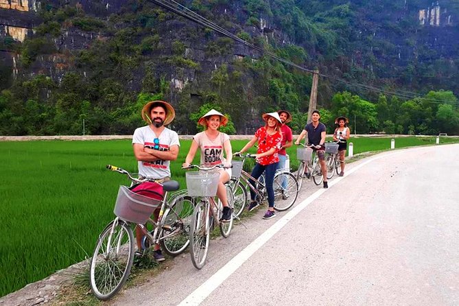 Amazing Luxury Hoa Lu Tam Coc 1 Day - Small Group Tour With Limousine bus - Hoa Lu: Vietnam’s 10th-Century Capital