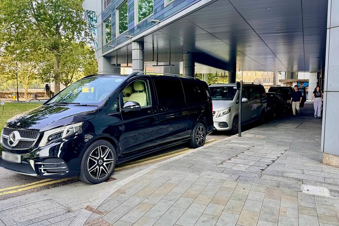 Chauffeur Limo Service From Heathrow Airport to London any Hotels - The ride from Heathrow to your London hotel