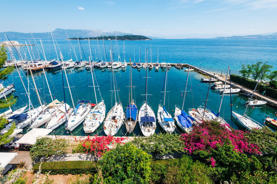 Corfu cruise port : Private customized tour with limo van - Corfu Old Town, the easiest cultural choice