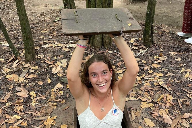 Cu Chi Tunnels & Mekong Delta Tour with VIP Limousine Transfer - Group size, access, and practical arrangements