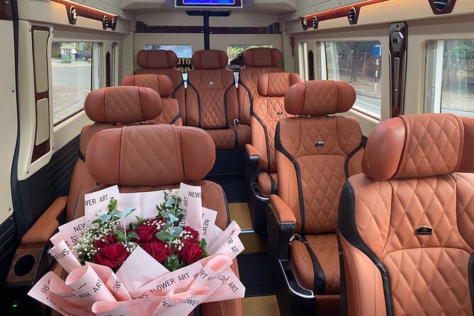 Daily Limousine Bus Transfer from Hanoi to Ninh Binh or Return - Inside the limousine bus