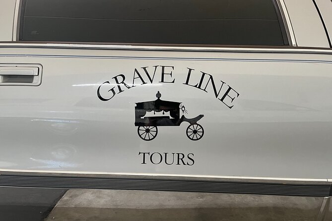 Death Becomes Her Funeral Limo Tour of Los Angeles - The Menendez estate and a notorious Beverly Hills crime
