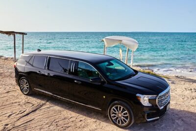Deluxe GMC Limousine from CUN Airport to Cancun Hotel Zone