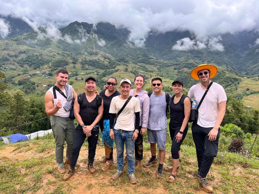 From Hanoi: 2-Day Overnight Sapa Tour by Limousine - Arriving in Sapa and walking to Sin Chai