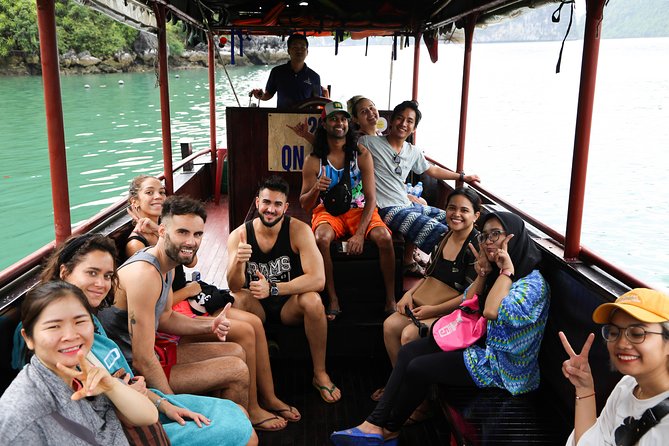 From Hanoi: 2D1N Ha Long Bay Deluxe Cruise with Bus Limousine - Check-out, brunch, and the trip back to Hanoi