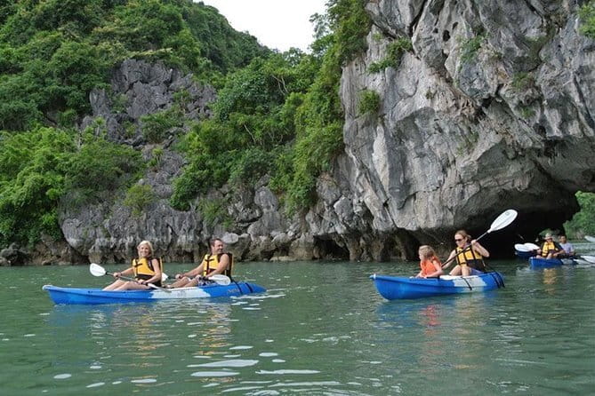 From Hanoi- Halong Bay 1 Day Save Cost With Limousine Bus Option - Arriving at Halong City Tourist Wharf