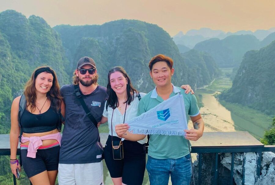 From Hanoi: Hoa Lu-Trang An-Mua Cave Luxury Trip w/Limousine - Key points at a glance