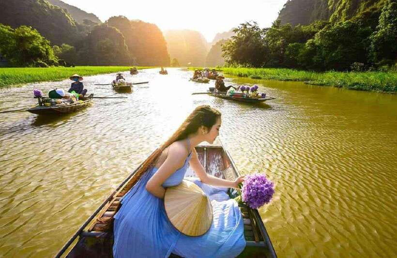 From Hanoi : Ninh Binh Day Trip by Limousine with Lunch - Bai Dinh Pagoda and its record-sized features