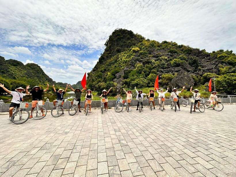 From Hanoi: Ninh Binh, Hoa Lu, Tam Coc, & Mua Cave Day-Trip - Why this Ninh Binh day trip works