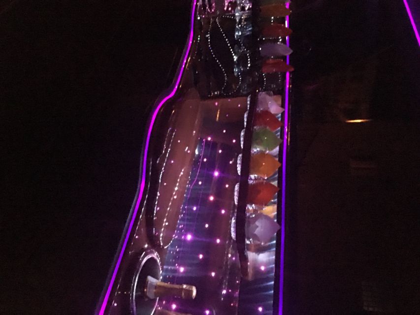 From Manhattan: Private Brooklyn Christmas Tour by Limousine - What the three-hour schedule really means