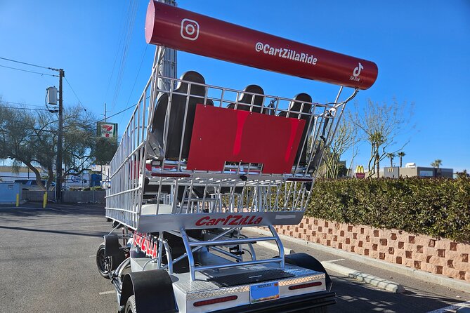 Giant Shopping Cart Limo Ride in Las Vegas - The Welcome sign and the turn-around view