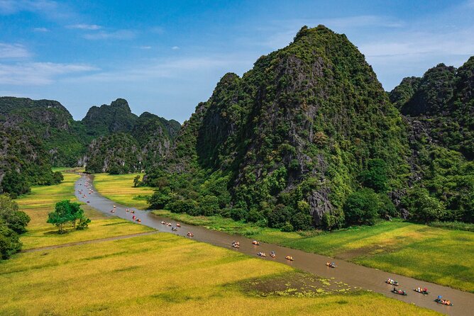 Guided Full Day Ninh Binh Small Group Tour by Limousine - Hoa Lu and Vietnam’s first capital