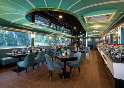 Ha Long Bay Cruise w/ Jacuzzi, Kayak & Limo from Hanoi