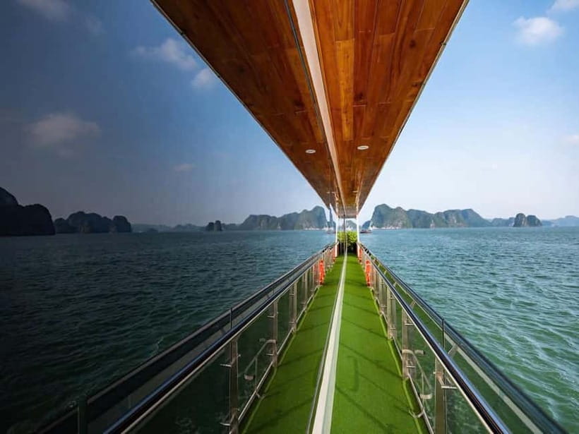 Ha Long Bay Cruise w/ Jacuzzi, Kayak & Limo from Hanoi - What the $60 price includes
