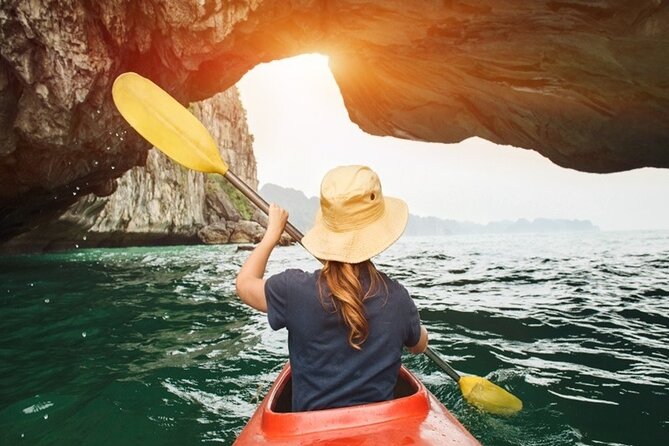 Halong Bay Day Tour 6Hour Deluxe Cruise Limousine Bus Small Group - Hang Luon Cave by kayak or bamboo boat