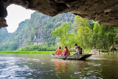 Full-Day Hoa Lu – Trang An & Mua Cave by Limousine