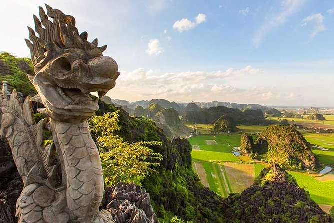 Hanoi - Hoa Lu - Tam Coc - Mua Cave - 1 Day / By Luxury Limousine & Small Group - Tam Coc by rowboat and bicycle