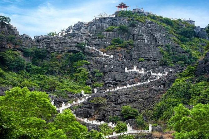 Hanoi - Hoa Lu - Trang An - Mua Cave - 1 Day Tour - Luxury Limousine From Hanoi - Hoa Lu and the temples of two kings