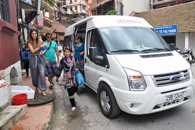 Hanoi - Sapa Luxury Limousine Daily Transfer - What the shared limousine feels like