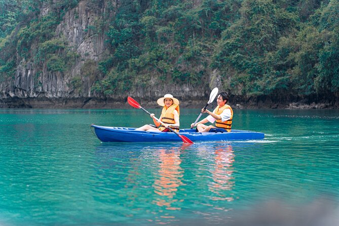 Hanoi to Ha Long Symphony Cruise with Limousine and Local Lunch - The Hanoi pickup and long road to Halong Bay