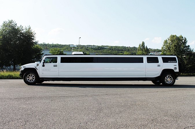 Hummer Limousine Airport Transfer - Who will enjoy this most