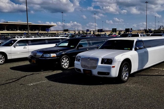 JFK AIRPORT LIMO | JFK To Manhattan Transfer With a Stretch Limo - A Softer Landing at JFK