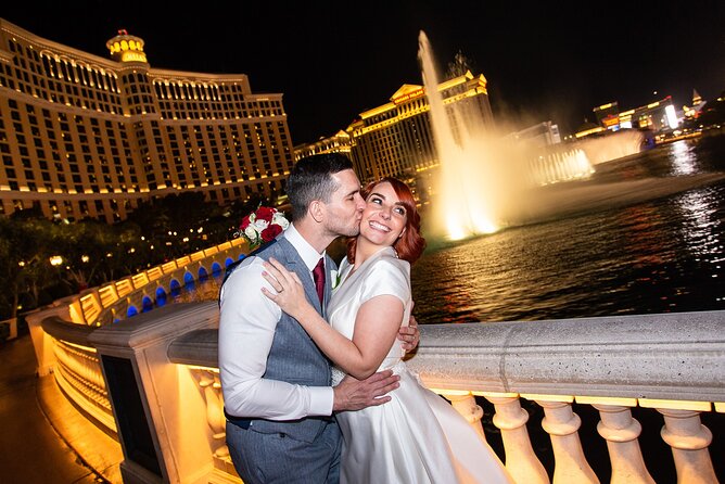 Las Vegas Strip by Super Stretch Limo with Personal Photographer - Inside the super stretch limousine