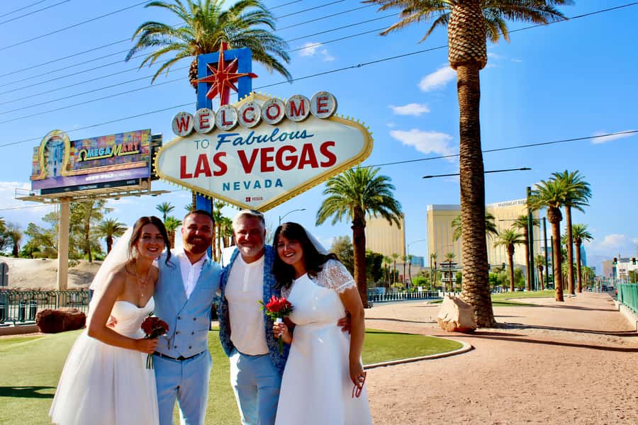 Las Vegas Strip Limo Tour with Champagne and Photos - Cruising the neon Strip after dark