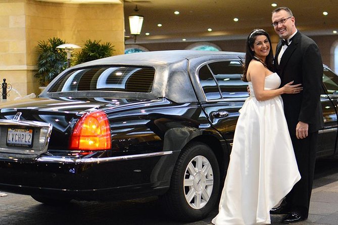 Las Vegas Wedding at The Little Vegas Chapel including Limousine Transportation - Who will like this ceremony most