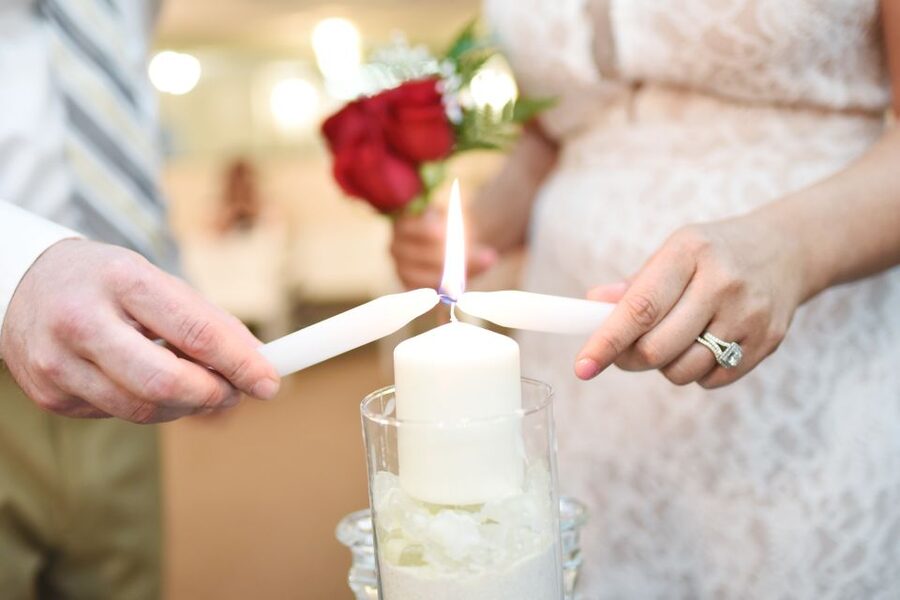 Las Vegas Wedding with Limousine Transportation - A Two-Hour Wedding Built Around Convenience