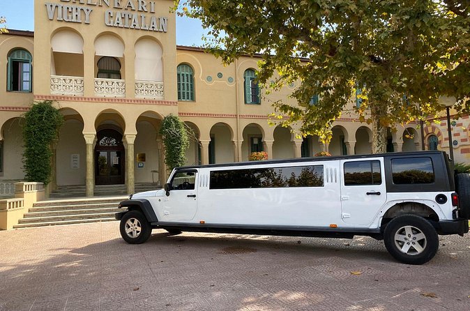 Limousine & nightclub Barcelona - What the $943.31 price really means