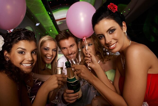 Limousine & nightclub Barcelona - The one-hour limousine tour through Barcelona