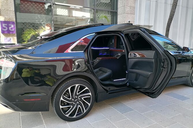 Lincoln Strecth Limousine with Wi Fi on board - The biggest question: is $144 good value?