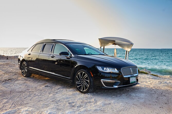 Lincoln Strecth Limousine with Wi Fi on board - Inside the small Lincoln stretch limousine