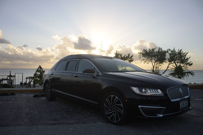 Lincoln Stretch limo from Cancun Hotel Zone to Cancun Airport - The drivers make the difference