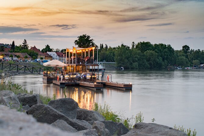 Luxurious, private day cruise with a waterlimousine to Szentendre - Under Budapest’s famous bridge