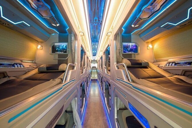 Luxury Bus Limousine Hanoi to Sapa and Sapa to Hanoi - Arriving in Sapa without another transfer
