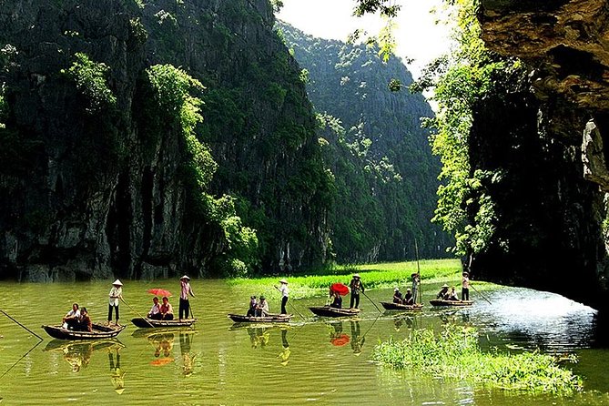 Luxury Hoa Lu - Tam Coc 1 Day Tour From Hanoi - By Limousine & Small Group - A short bicycle ride through village roads